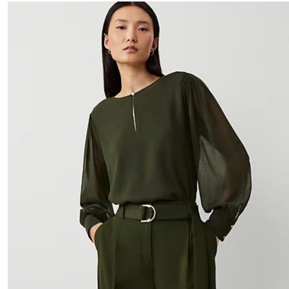 Ann Taylor Mixed Media Split Neck Top Hunter Green Size S